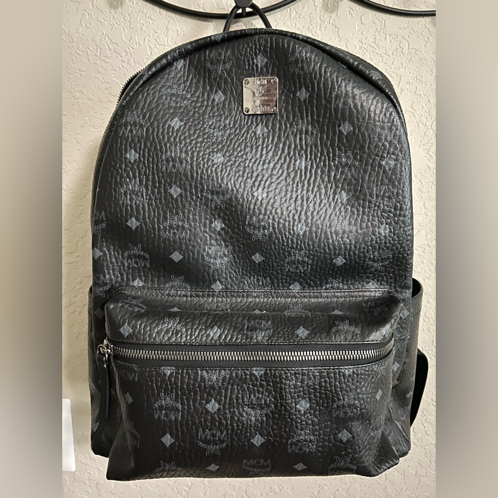 ❌SOLD❌MCM Large Backpack - Picture 1 of 10